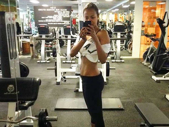 Zoe Saldana Workout